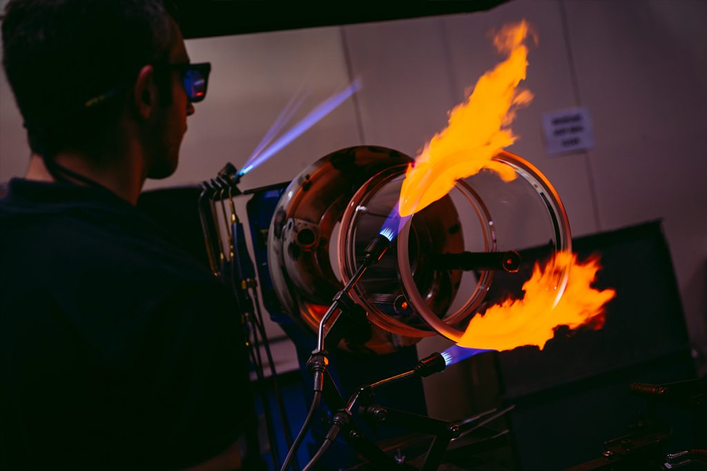 Atlas-HD-Key-feature-Glassblowing-skill-1024x0-c-default