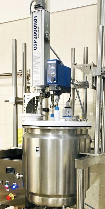 UIP2000hdT-ultrasonicator-continuous-stirred-tank-reactor-Hielscher-Ultrasonics-400x794