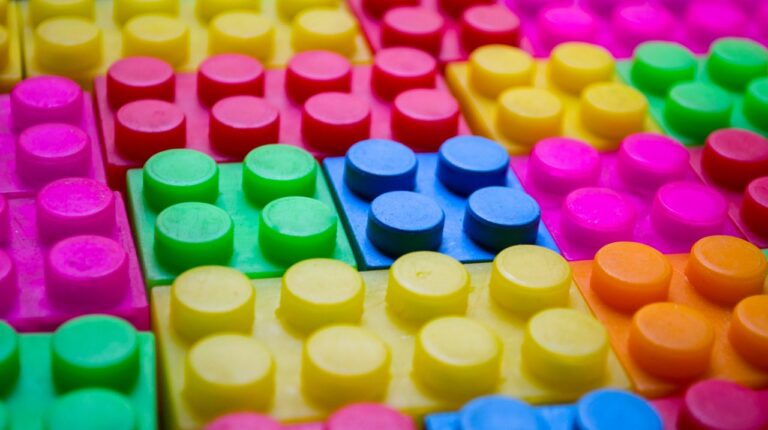 bopt-cml-industrial-polymers-lego-bulding-blocks-title